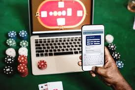 How Secure Is Online Gambling? A Look at Live Casino Platforms