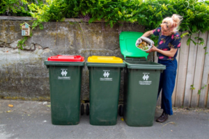 How should residents handle green waste and FOGO in Hobart and Tasmanian councils?